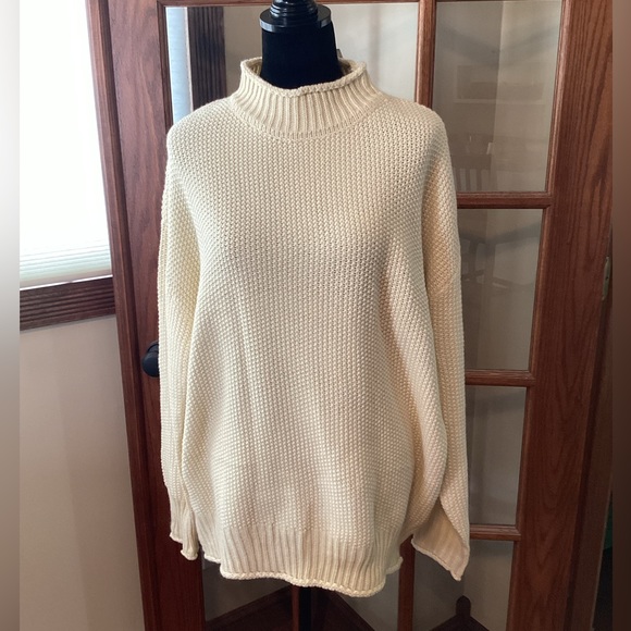 Sweater - Picture 1 of 7